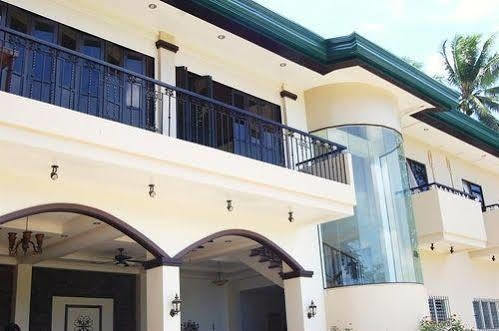 Davao Eagle Ridge Resort Kültér fotó